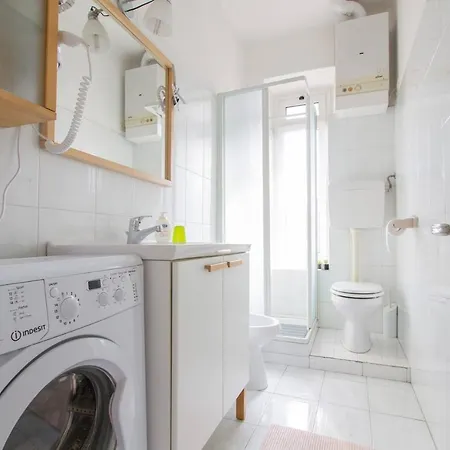 Q21apartment -the Silent Charm