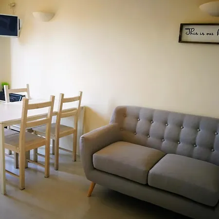 Q21apartment -the Silent Charm